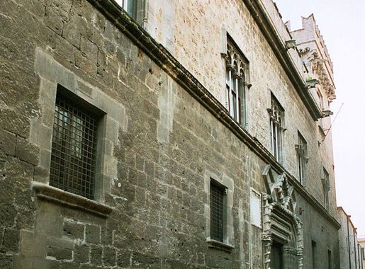 File:Palermo-Palazzo-Abatellis-bjs2007-01.jpg - Wikimedia Commons