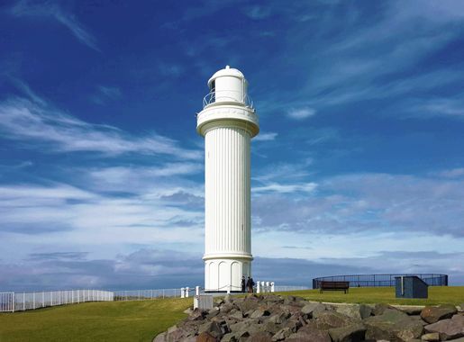 File:Flagstaff Point Lighthouse, Wollongong, New South Wales.jpg -  Wikimedia Commons