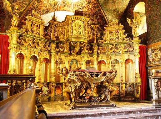 File:Bueckeburg Schloss Kapelle2.JPG - Wikimedia Commons