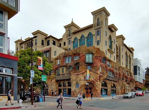 File:Corner view of The Enclave Apartments, Berkeley.jpg - Wikimedia Commons
