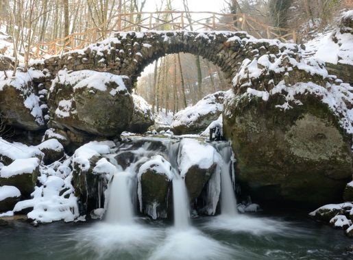 File:Schiessentumpel Waterfall (29069615).jpeg - Wikimedia Commons