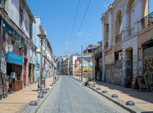 Archivo:Calle Serrano, Valparaíso 20201102 78.jpg - Wikipedia, la  enciclopedia libre