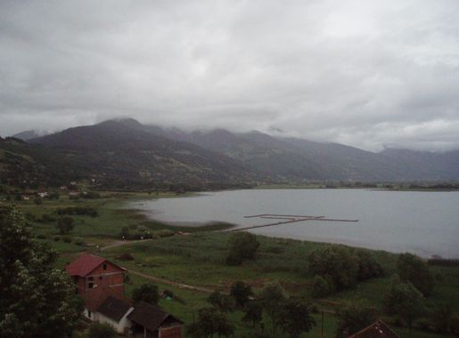 File:Lake Plav1.JPG - Wikimedia Commons