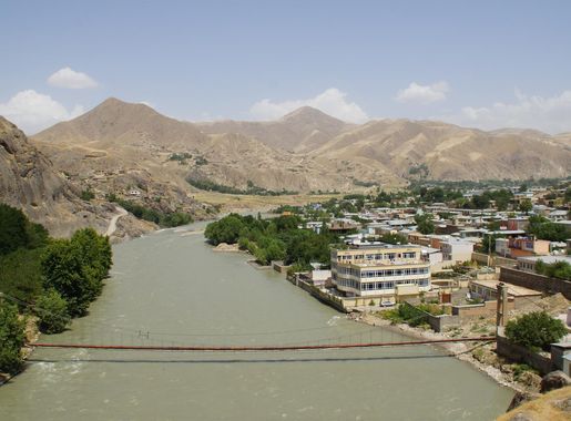 File:Feyzabad in Afghanistan.jpg - Wikipedia