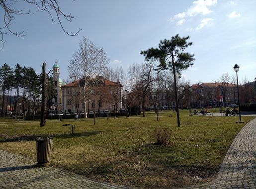 File:Tuzla - Centralni park 1 (2019).jpg - Wikimedia Commons