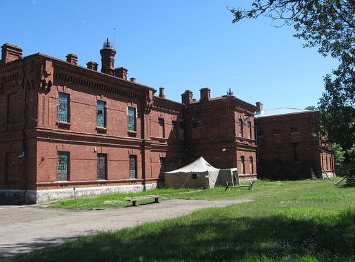 File:Liepājas karostas cietums.JPG - Wikimedia Commons