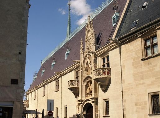 File:Nancy - palais ducal, façade.jpg - Wikipedia