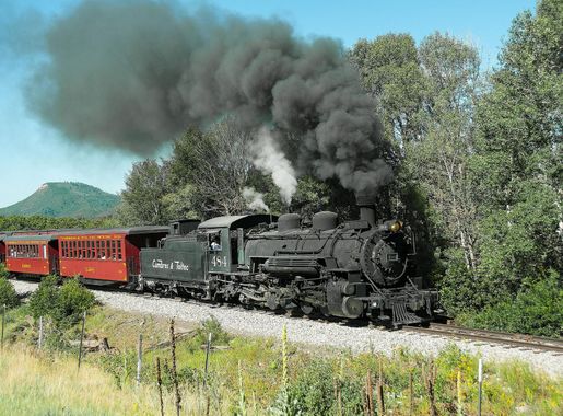 File:Cumbres & Toltec Scenic Railroad excursion train headed by locomotive  484 in 2015.jpg - Wikimedia Commons