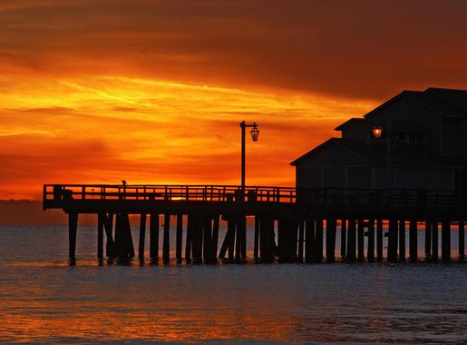 File:Dawn - Stearns Wharf (155789611).jpg - Wikimedia Commons