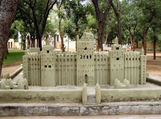 File:BamakoDjenné 01.JPG - Wikimedia Commons