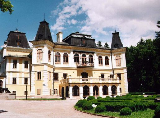 File:Slovakia Betliare Castle hires.jpg - Wikimedia Commons