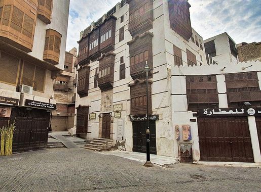 File:Al-Matbouli House, 1613, old Jeddah, Saudi Arabia (2)  (50703490691).jpg - Wikimedia Commons