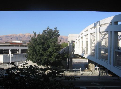 File:Great Mall-Main VTA 1985 12.JPG - Wikimedia Commons