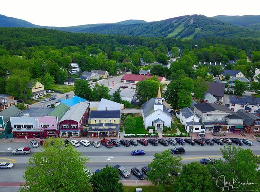 File:North Conway Village, New Hampshire.jpg - Wikimedia Commons