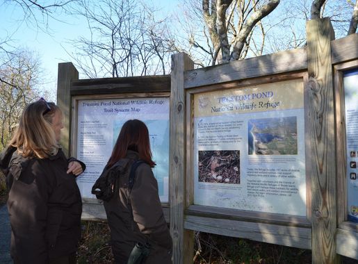 File:Aerial shots of Trustom Pond National Wildlife Refuge before Sandy  (RI) (8182710599).jpg - Wikimedia Commons