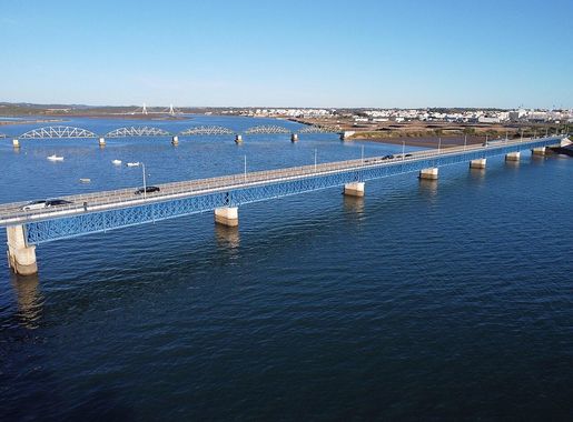 Ficheiro:Ponte rodoviaria de Portimao, em Portimao, Algarve, Portugal -  22.12.2024.jpg – Wikipédia, a enciclopédia livre