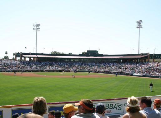 File:Scottsdale Stadium - 2004-03-12 - View from lawn seats.JPG - Wikipedia