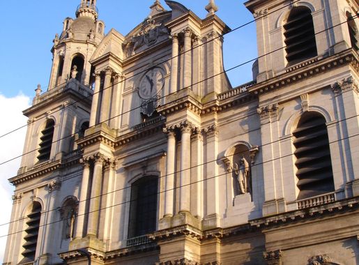 File:France Nancy cathedrale facade 1.jpg - Wikimedia Commons