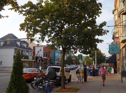 File:ElmwoodAve.jpg - Wikimedia Commons