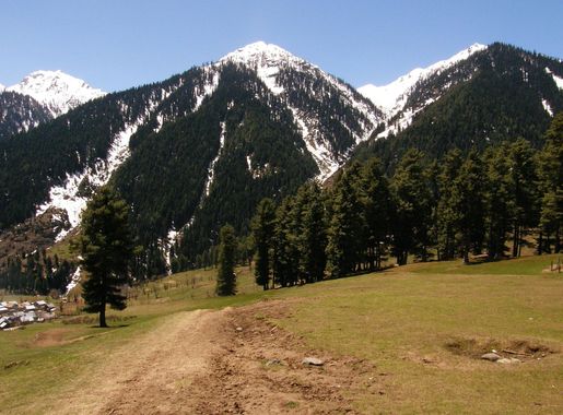 File:Aru Valley20.jpg - Wikimedia Commons