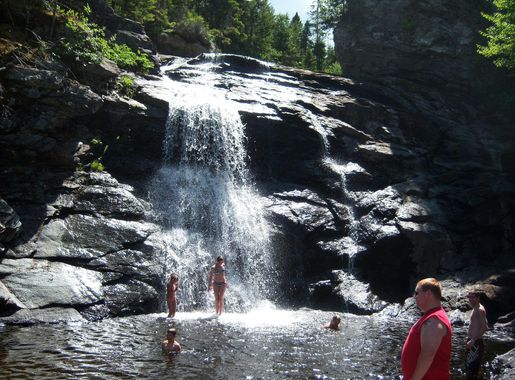 File:Laverty Falls, Fundy National Park.jpg - Wikimedia Commons