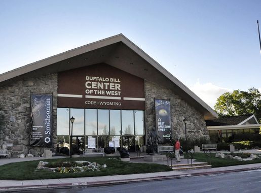 File:Cody-Buffalo Bill Center of the West 11-09-2014 17-51-32.JPG -  Wikimedia Commons