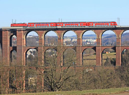 Datei:Auf der Göltzschtalbrücke... IMG 0067OB.jpg – Wikipedia