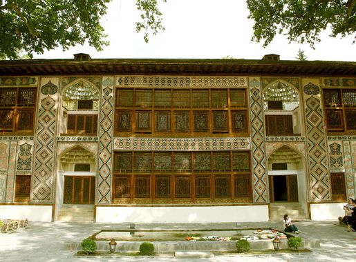 File:Khan's Palace of Shaki.JPG - Wikipedia