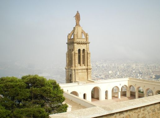 File:ChapelleSantaCruz2.jpeg - Wikimedia Commons