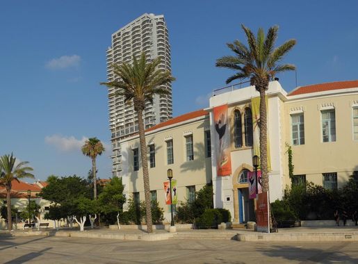 File:Suzanne Dellal Centre (panorama).jpg - Wikipedia