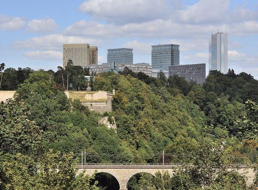 File:Luxembourg Kirchberg as from montée Pfaffenthal 01.jpg - Wikimedia  Commons