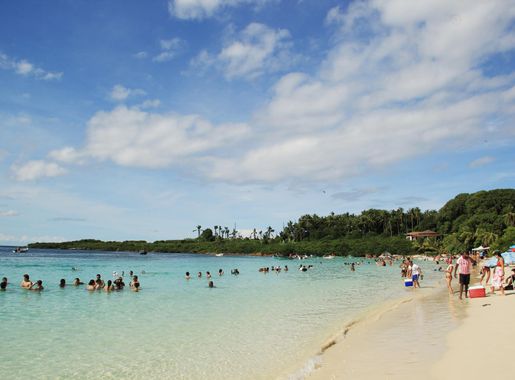 File:Isla Iguana.JPG - Wikimedia Commons