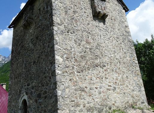 File:Kulla (Lock-In - Blood Feud Tower) - Theth Village - Northern Albania  - 01 (40927886120).jpg - Wikimedia Commons