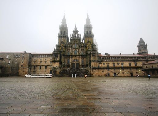 File:Obradoiro facade - Cathedral of Santiago de Compostela (5).JPG -  Wikimedia Commons