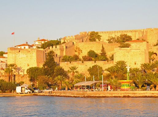 Dosya:Cesme Castle, Turkey - panoramio.jpg - Vikipedi