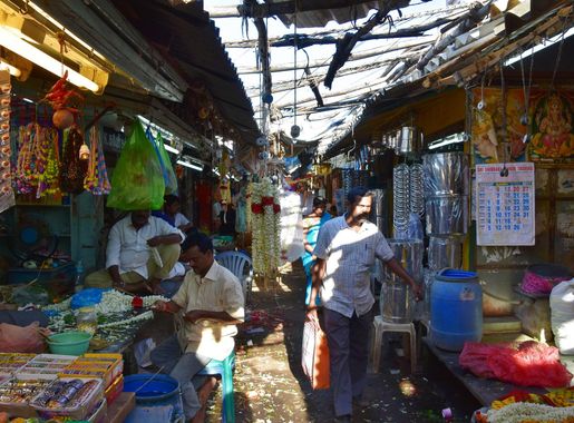 File:Local market, Pondicherry (23) (37466853206).jpg - Wikimedia Commons