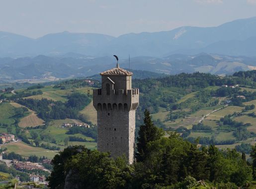 File:Montale Tower.jpg - Wikipedia