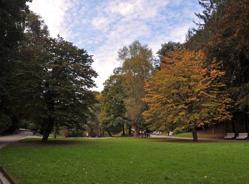Файл:Lviv Stryiskyi Park RB.jpg — Вікіпедія