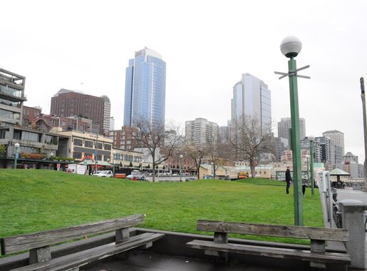 File:Victor Steinbrueck Park 03.jpg - Wikimedia Commons