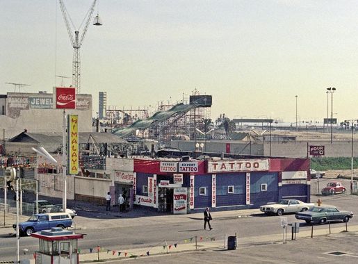 File:The Pike - Long Beach, California-1976.jpg - Wikimedia Commons