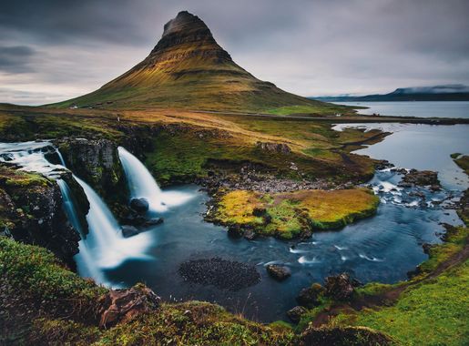 File:Kirkjufell Mountain (120826649).jpeg - Wikimedia Commons