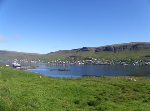 File:Krambatangi ferry port and Tvoroyri.JPG - Wikimedia Commons