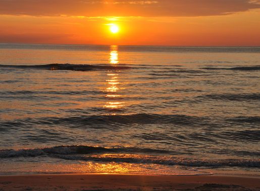 Fotos gratis : playa, arena, Oceano, horizonte, amanecer, puesta de sol,  luz de sol, Mañana, apuntalar, ola, oscuridad, noche, resplandor  crepuscular, la costa, El mar Báltico, Onda de viento 4288x2848 - -