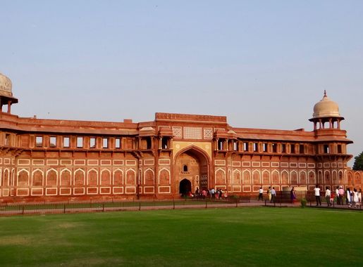 File:The marvel of red sandstone.jpg - Wikimedia Commons