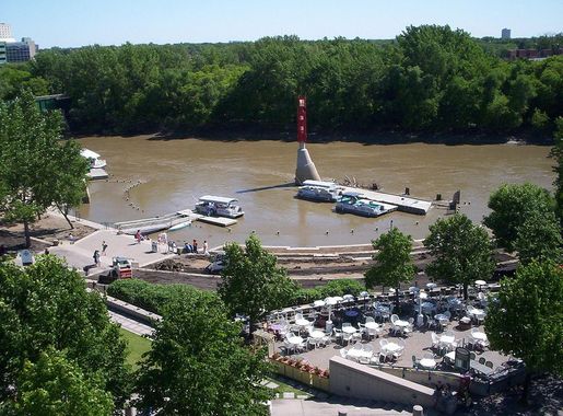 File:2005 Winnipeg Flood.JPG - Wikimedia Commons
