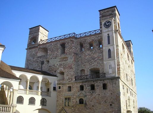 File:Sárospatak - Vörös-torony (olaszbástya).JPG - Wikimedia Commons
