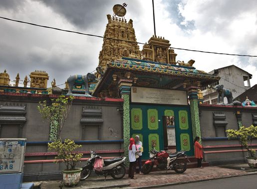 Berkas:Perhimpunan Shri Mariamman (Mariamman Hindu Temple), Medan.jpg -  Wikipedia bahasa Indonesia, ensiklopedia bebas