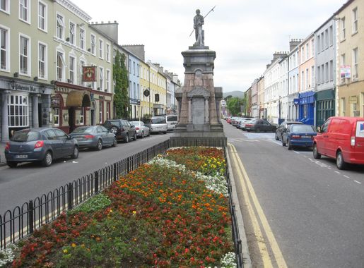 File:Tralee.JPG - Wikimedia Commons
