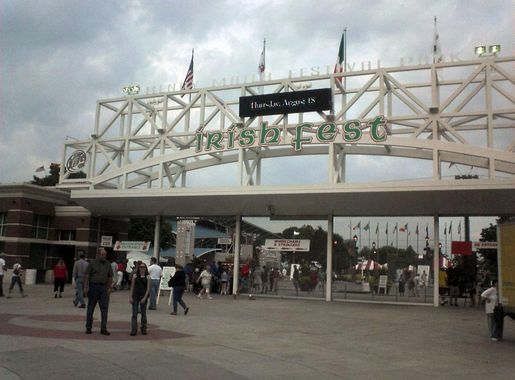 File:HenryMaierFestivalPark MidGate.jpg - Wikimedia Commons