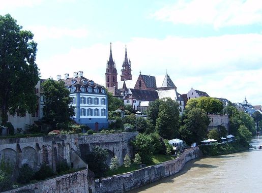 File:Altstadt Grossbasel, Basel, Switzerland - panoramio (1).jpg -  Wikimedia Commons